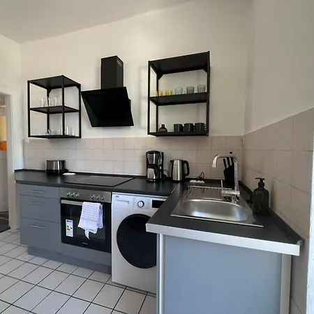 Neumuenster, Fabrikstrasse 2og Apartamento Neumünster