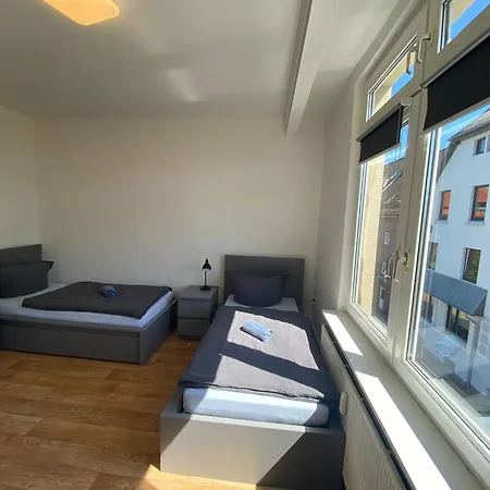 Neumuenster, Fabrikstrasse 2og Apartamento